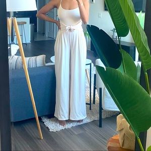 ❌SOLD❌ OH POLLY WHITE JUMPSUIT only worn once. ❌SOLD❌